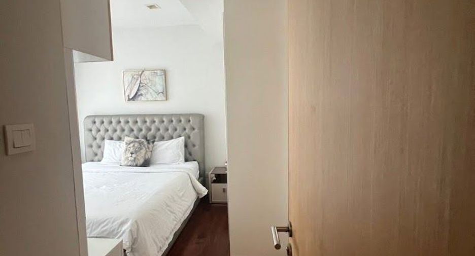For sale 2 bedrooms condo in Watthana, Bangkok
