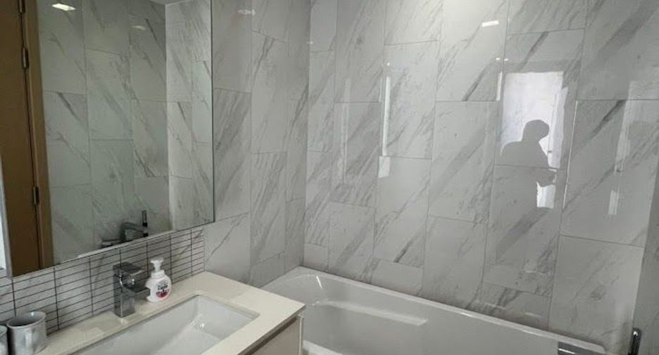 For sale 2 bedrooms condo in Watthana, Bangkok