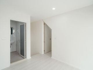 For sale 4 bedrooms house in Watthana, Bangkok