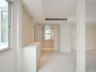 For sale 4 bedrooms house in Watthana, Bangkok