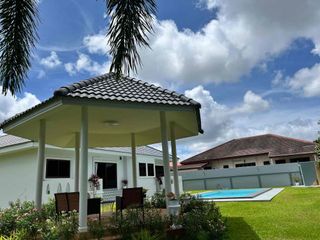 À vendre 3 chambres villa à Bang Saray, Pattaya