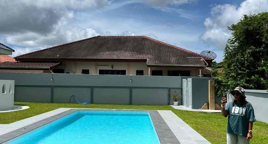 Villa en venta de 3 habitaciones en Sattahip, Chonburi
