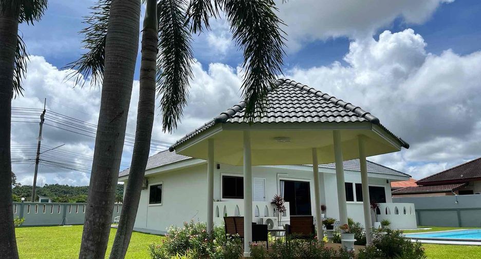 Villa en venta de 3 habitaciones en Sattahip, Chonburi