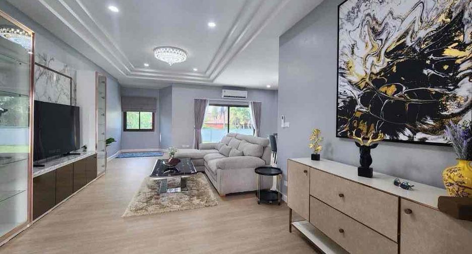 Villa en venta de 3 habitaciones en Sattahip, Chonburi