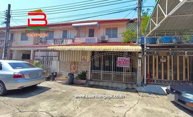 Haus zum Kauf mit 3 Zimmer in Bang Kruai, Nonthaburi