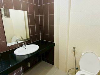 Reihenhaus zur Miete mit 3 Zimmer in Si Racha, Chonburi