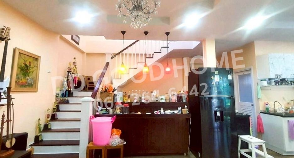 For sale land in Si Prachan, Suphan Buri