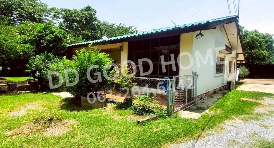 For sale land in Si Prachan, Suphan Buri