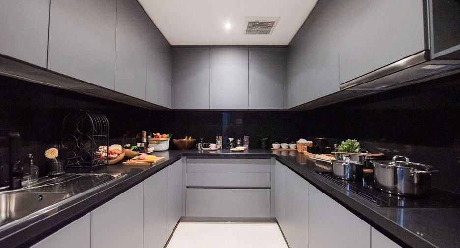 For sale 4 bedrooms house in Prawet, Bangkok