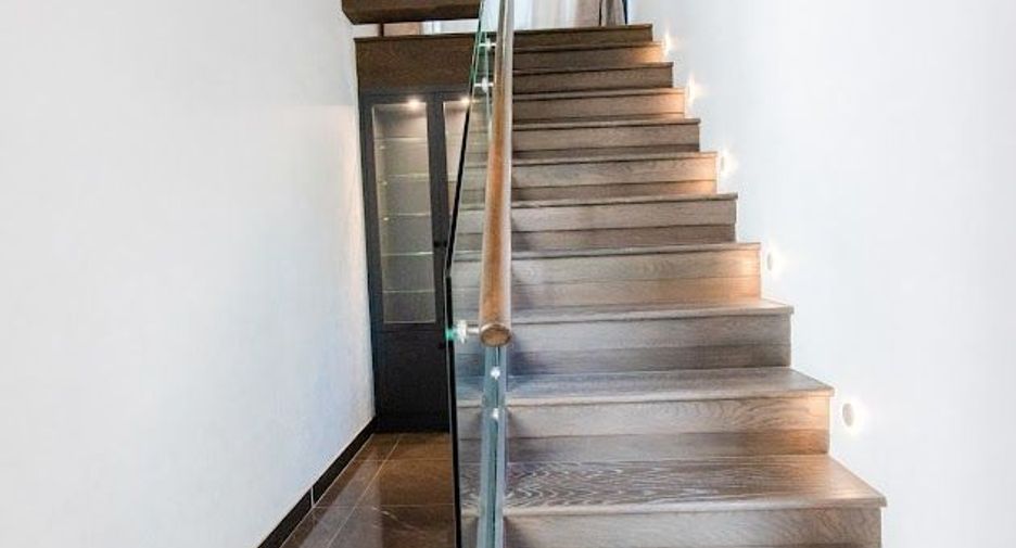 For sale 4 bedrooms house in Prawet, Bangkok