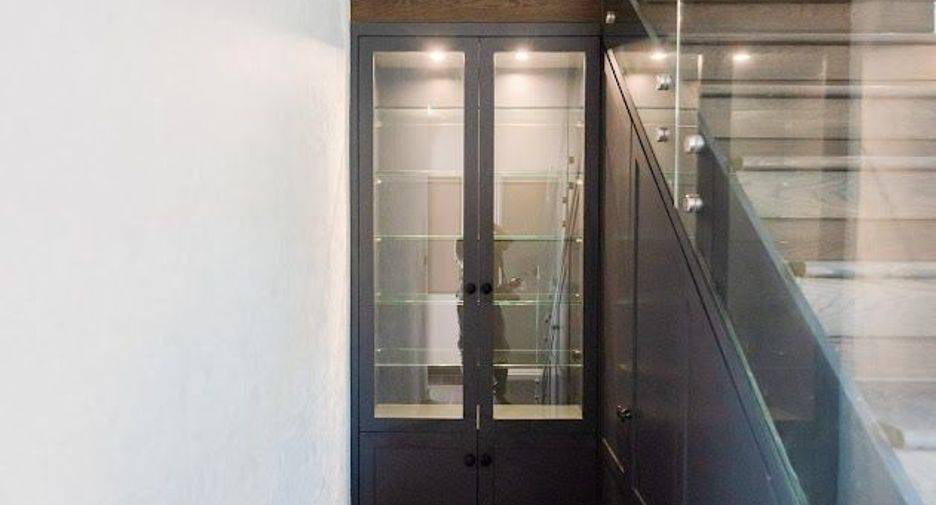 For sale 4 bedrooms house in Prawet, Bangkok