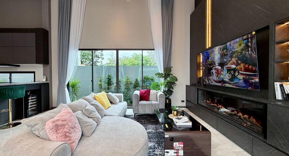 Villa en venta de 3 habitaciones en Bang Lamung, Chonburi