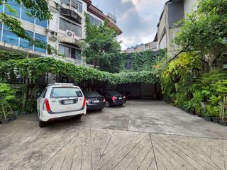 Büro zum Kauf in Wang Thonglang, Bangkok