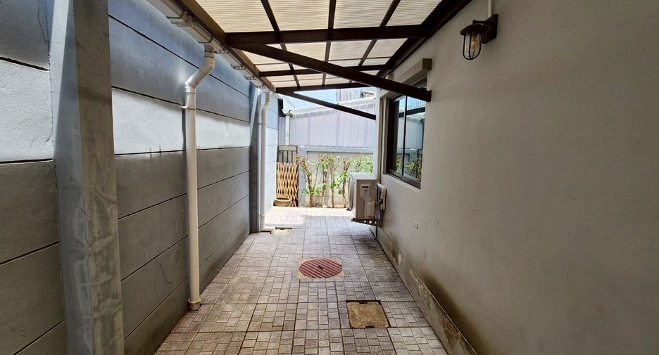 Haus zum Kauf mit 3 Zimmer in Bang Yai, Nonthaburi