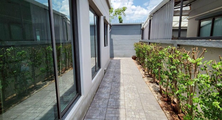 Haus zum Kauf mit 3 Zimmer in Bang Yai, Nonthaburi