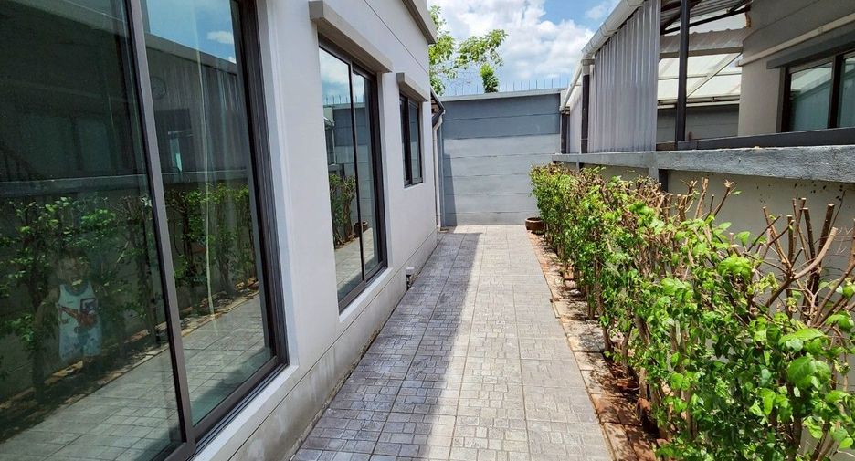 Haus zum Kauf mit 3 Zimmer in Bang Yai, Nonthaburi