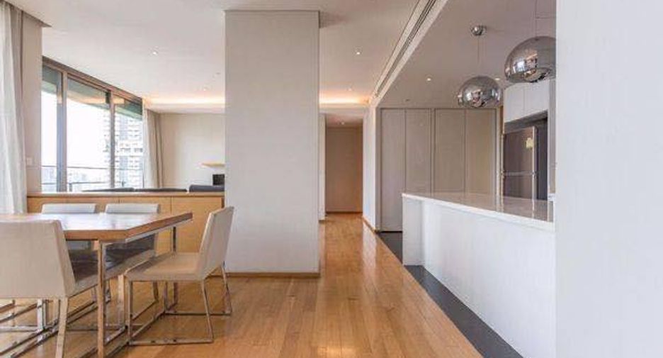 For rent and for sale 2 bedrooms condo in Khlong Toei, Bangkok