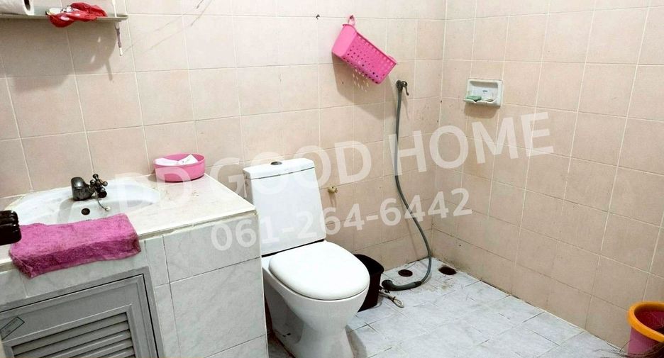 Casa adosada en venta de 2 habitaciones en Bang Pa-in, Phra Nakhon Si Ayutthaya