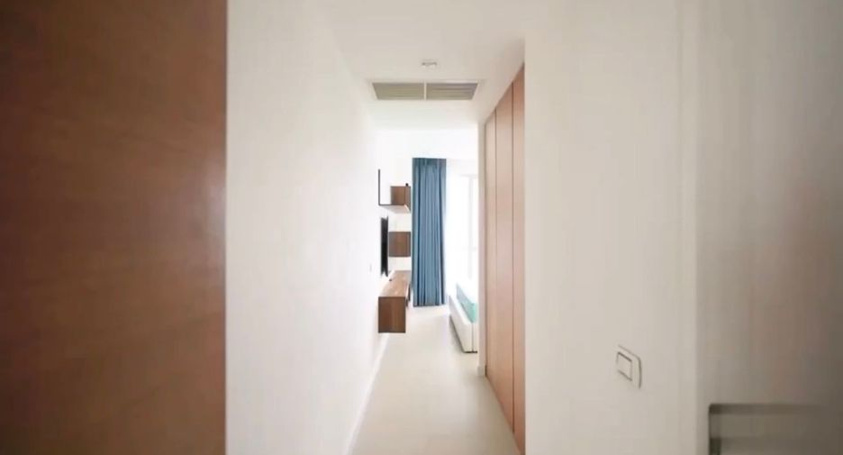 For rent and for sale 3 bedrooms condo in Sathon, Bangkok
