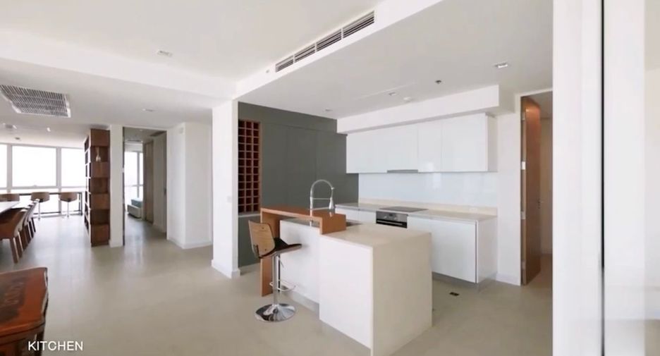 For rent and for sale 3 bedrooms condo in Sathon, Bangkok