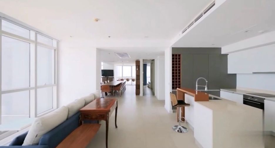 For rent and for sale 3 bedrooms condo in Sathon, Bangkok