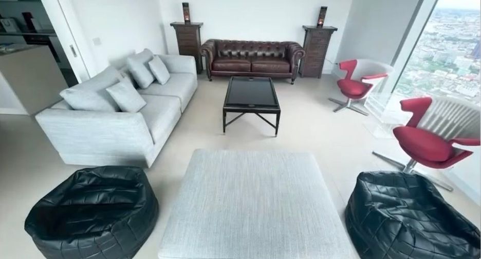 For rent and for sale 3 bedrooms condo in Sathon, Bangkok