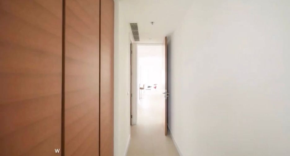 For rent and for sale 3 bedrooms condo in Sathon, Bangkok