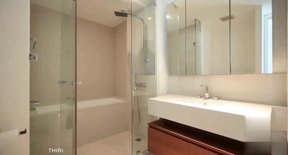 For rent and for sale 3 bedrooms condo in Sathon, Bangkok