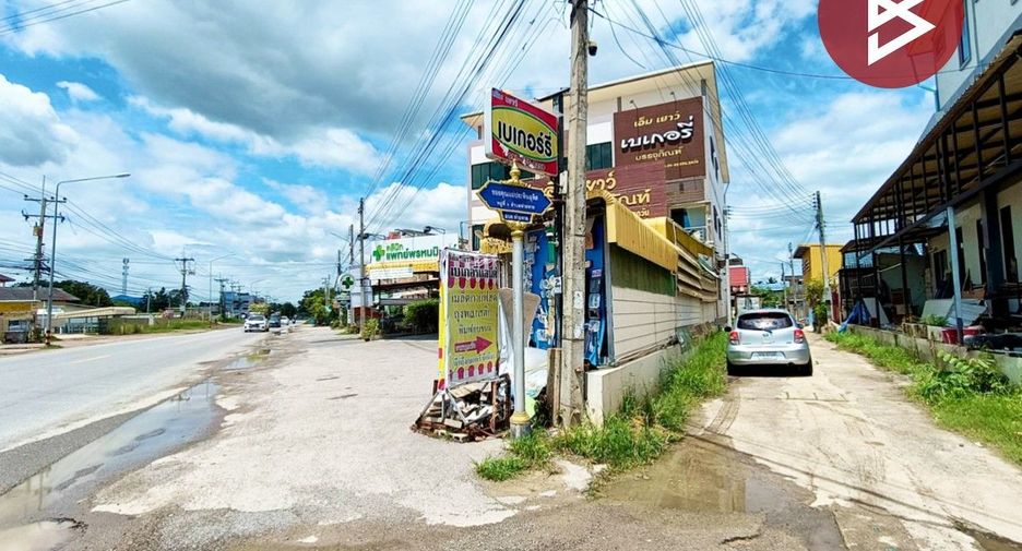 出售 2 卧室 联排别墅 在 Mueang Samut Songkhram, Samut Songkhram