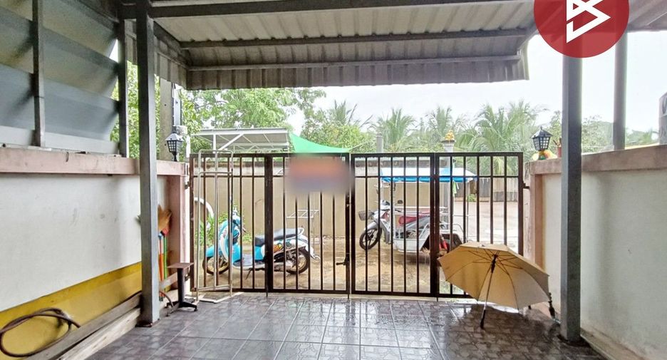 出售 2 卧室 联排别墅 在 Mueang Samut Songkhram, Samut Songkhram