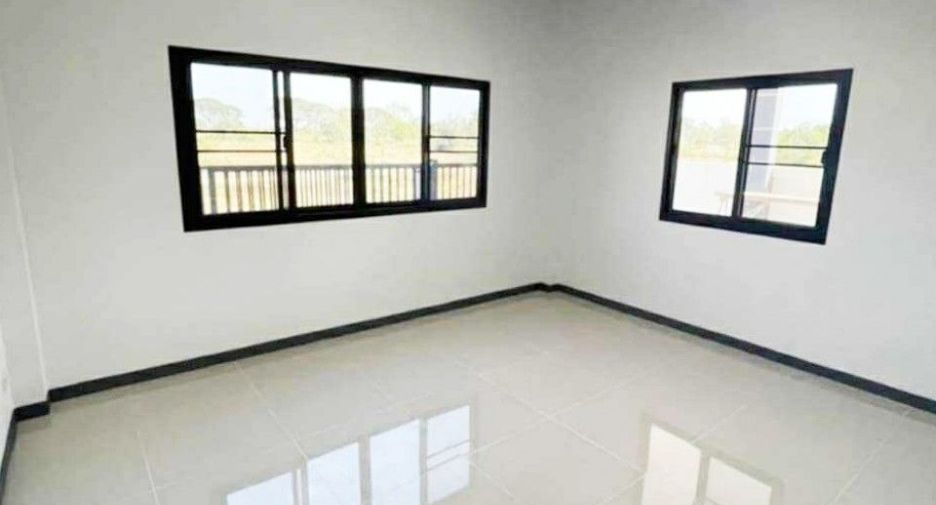 Продажа 3 спальни дом в Mueang Nakhon Sawan, Накхонсаван