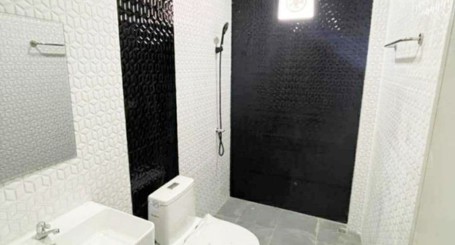 Продажа 3 спальни дом в Mueang Nakhon Sawan, Накхонсаван