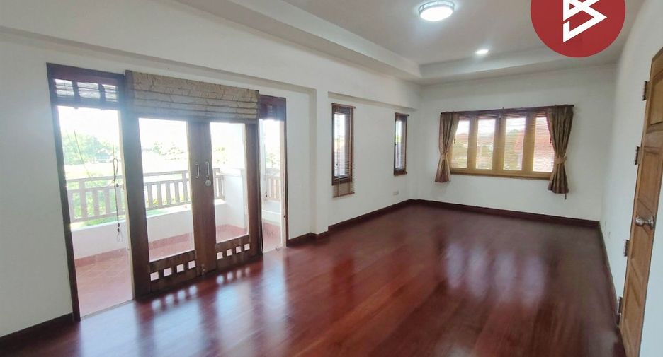 For sale 6 bedrooms house in Bang Bo, Samut Prakan