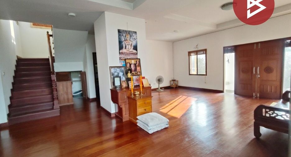 For sale 6 bedrooms house in Bang Bo, Samut Prakan