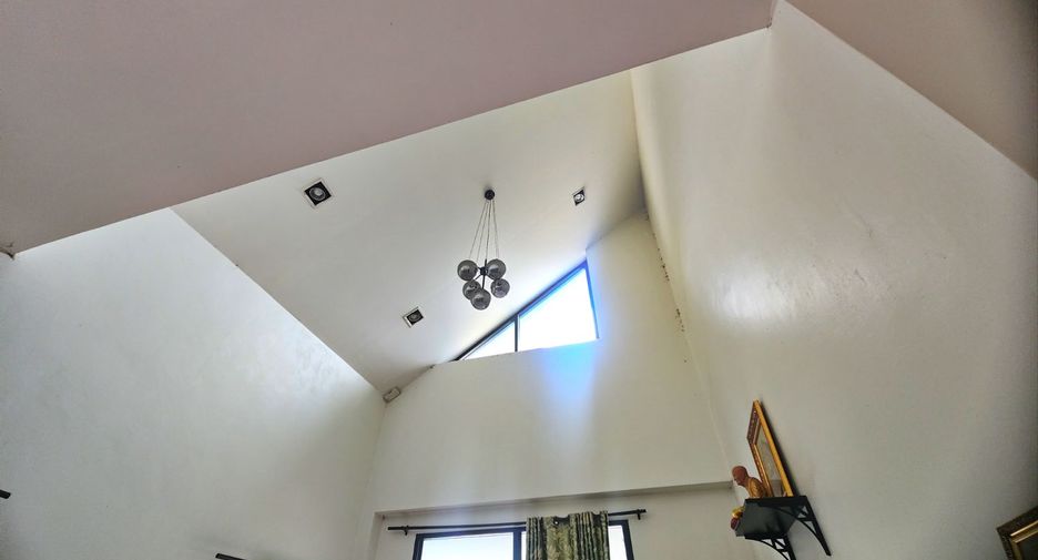 À vendre 2 chambres maison à Wihan Daeng, Saraburi