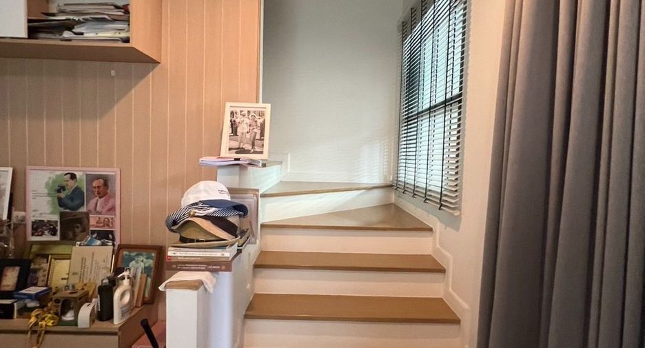 For sale 3 bedrooms house in Prawet, Bangkok
