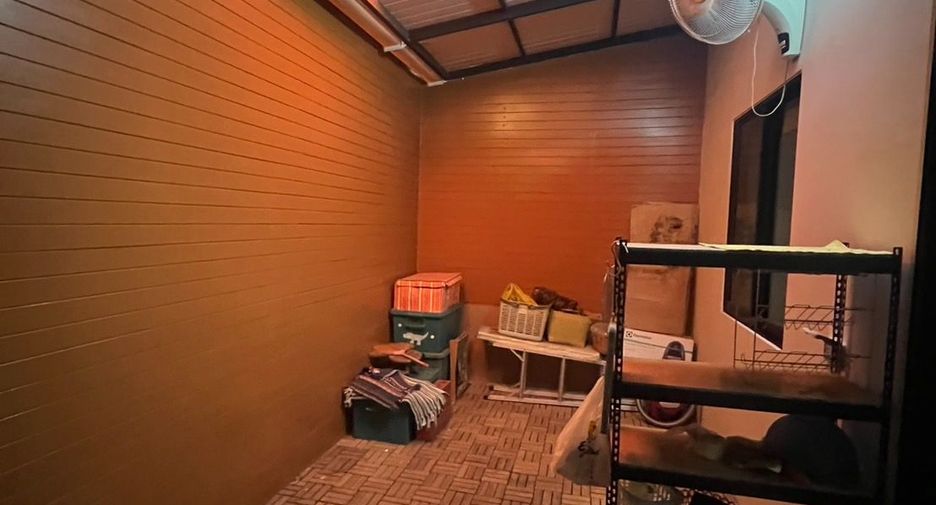 For sale 3 bedrooms house in Prawet, Bangkok