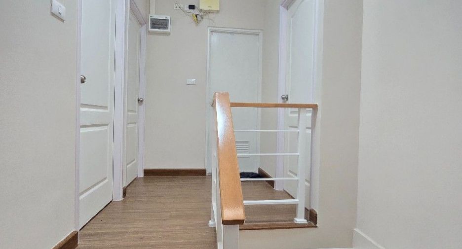 For sale studio townhouse in Bang Phli, Samut Prakan