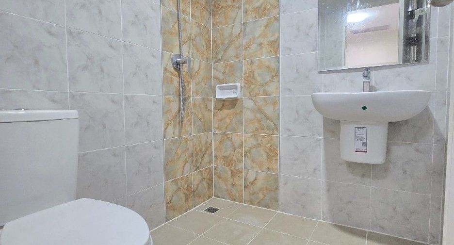 For sale studio townhouse in Bang Phli, Samut Prakan