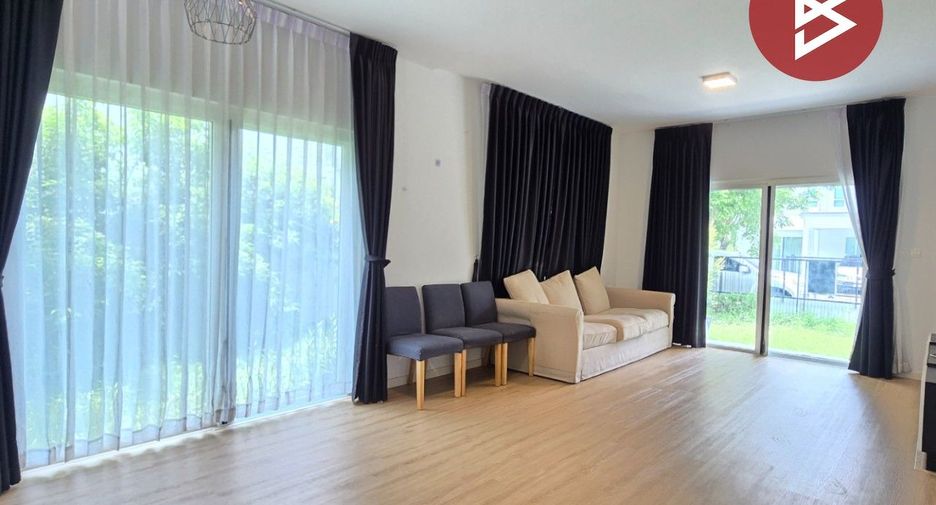 For sale studio house in Khlong Sam Wa, Bangkok