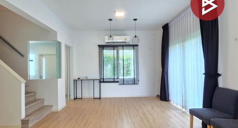 For sale studio house in Khlong Sam Wa, Bangkok