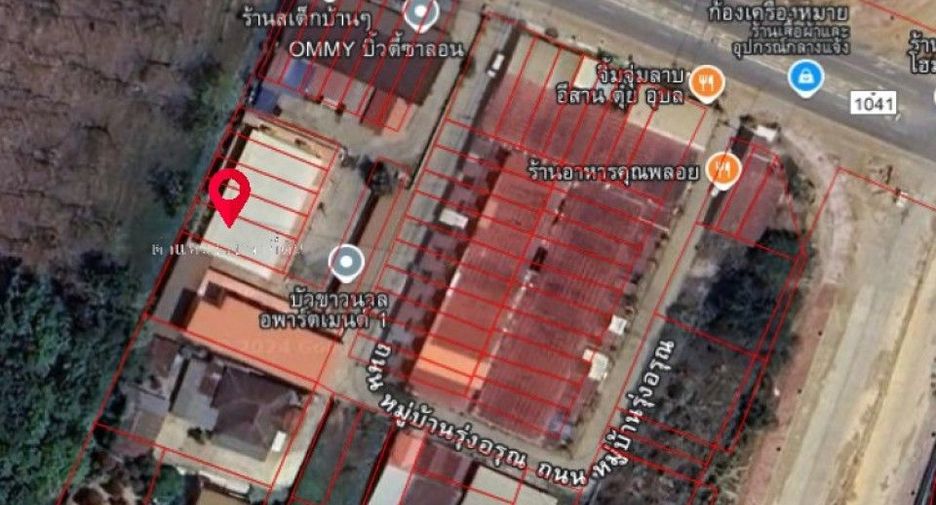 For sale 3 bedrooms townhouse in Mueang Uttaradit, Uttaradit