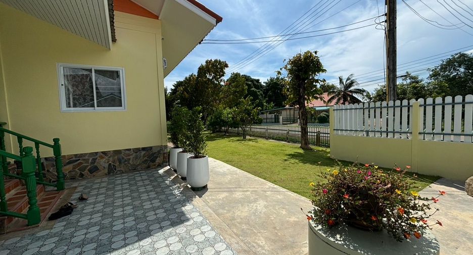 For rent 2 bedrooms house in Klaeng, Rayong