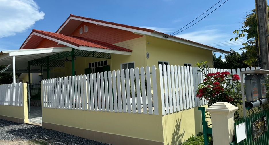For rent 2 bedrooms house in Klaeng, Rayong
