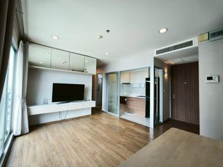 For sale 2 bedrooms condo in Yan Nawa, Bangkok