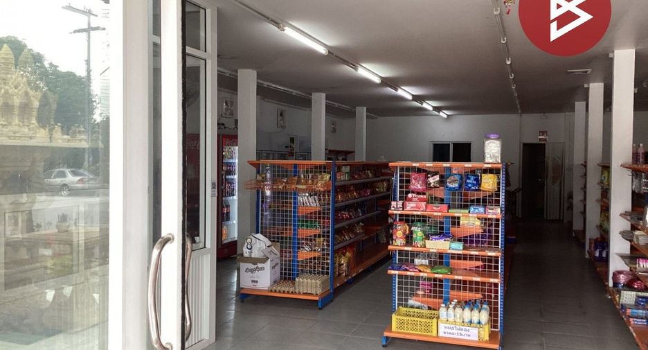 Haus zum Kauf mit 5 Zimmer in Mueang Phitsanulok, Phitsanulok