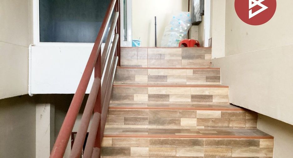 Haus zum Kauf mit 5 Zimmer in Mueang Phitsanulok, Phitsanulok