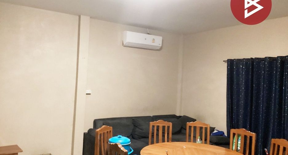 Haus zum Kauf mit 5 Zimmer in Mueang Phitsanulok, Phitsanulok