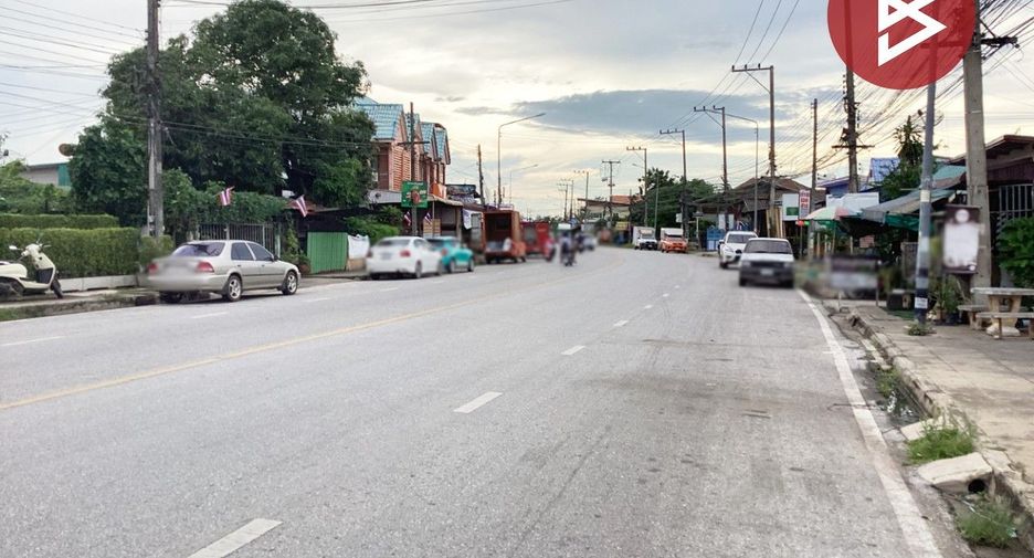 Haus zum Kauf mit 5 Zimmer in Mueang Phitsanulok, Phitsanulok