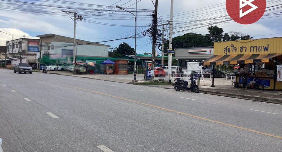 Haus zum Kauf mit 5 Zimmer in Mueang Phitsanulok, Phitsanulok